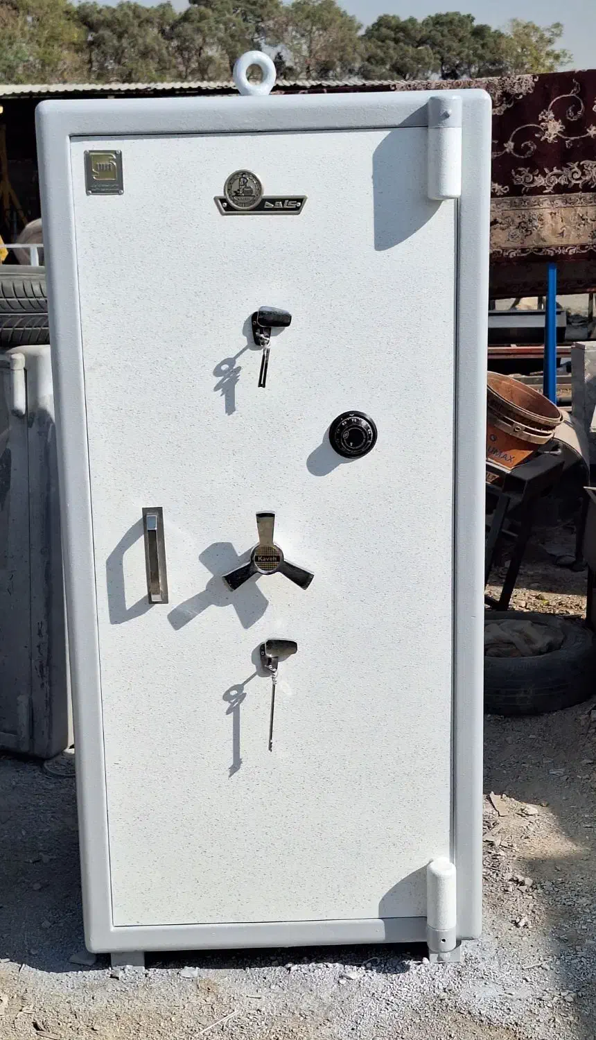 گاوصندوق کاوه در حد مدل ۲۰۰۰ضد سرقت بانکی طلا فروش|ابزارآلات|تهران, شهرک طالقانی|دیوار