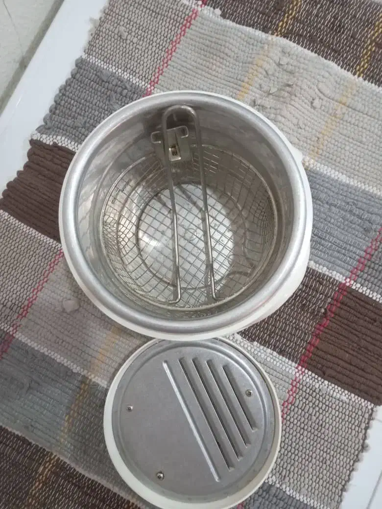 مینی سرخ کن تفال اصل فرانسه|اجاق گاز و لوازم برقی پخت‌وپز|شاهین‌شهر, شهرک پردیس|دیوار