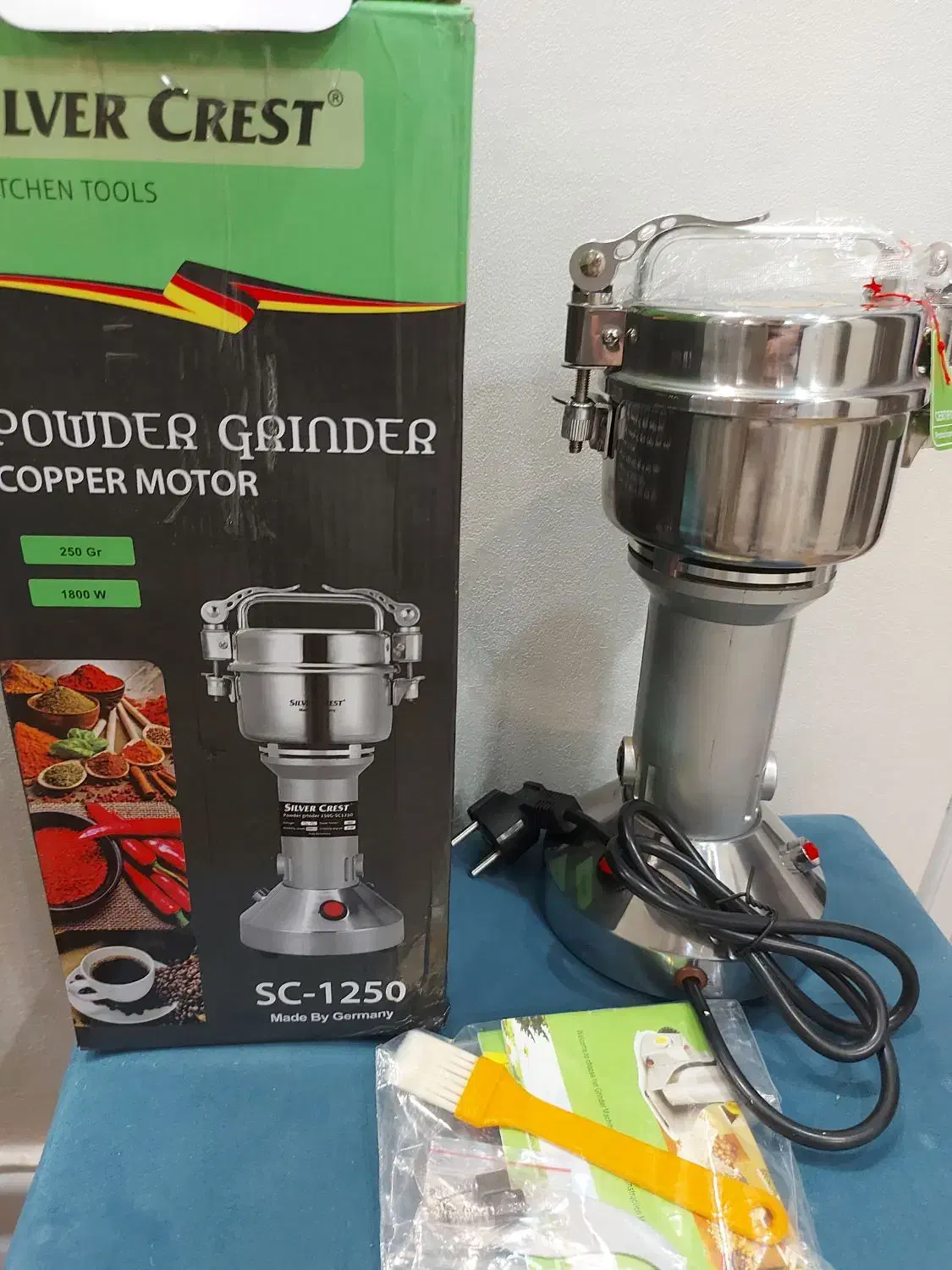 آسیاب نیمه صنعتی سیلور کرست|خردکن، آسیاب، غذاساز|رشت, استادسرا|دیوار