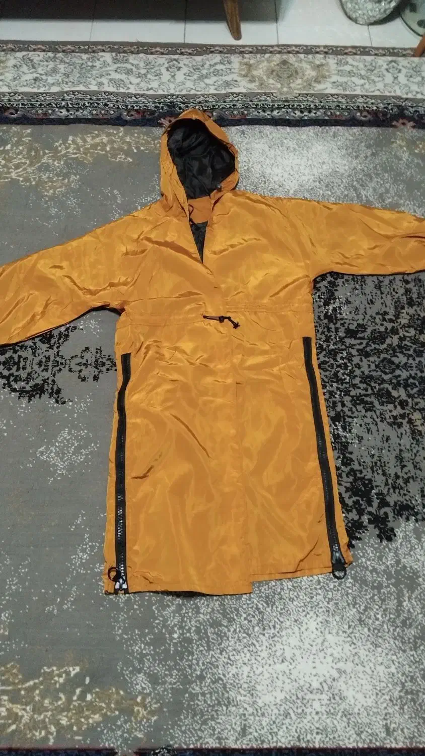 کاپشن بارانی نو|لباس|رشت, گلسار|دیوار