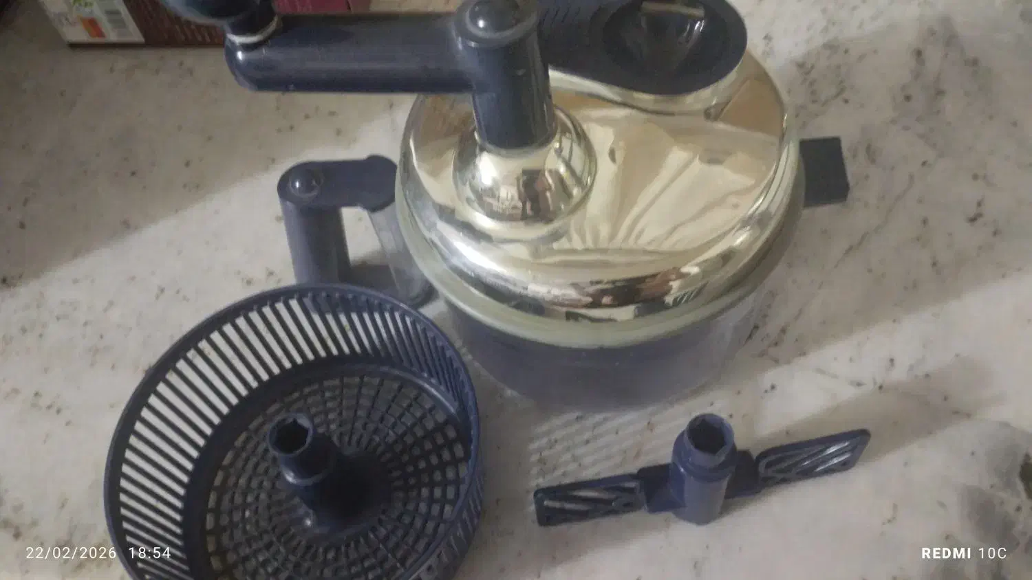 خرد کن دستی|خردکن، آسیاب، غذاساز|یزد, |دیوار