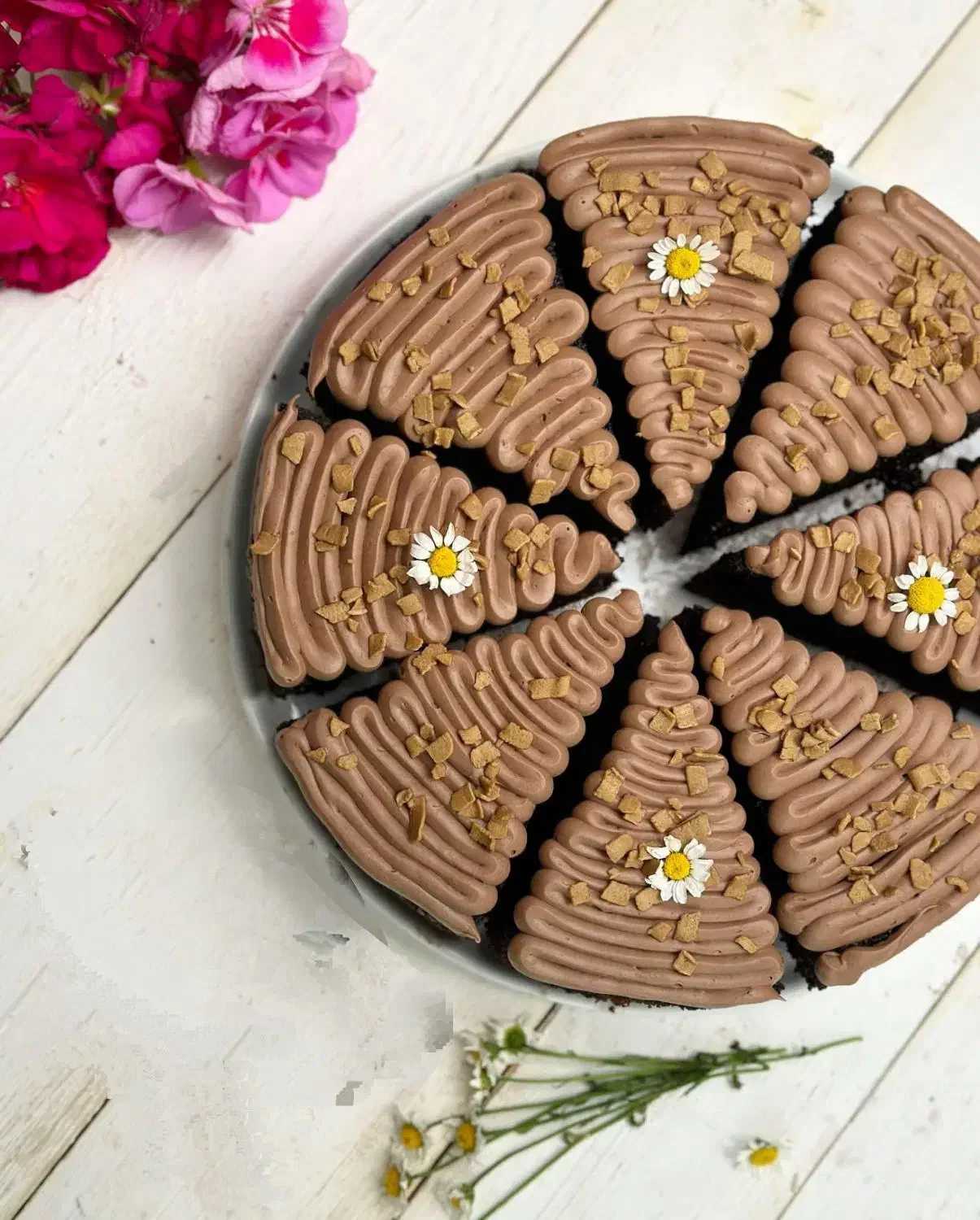 سفارش انواع دسر و کیک های خانگی ، کافیشاپی و تولد|خدمات پذیرایی، مراسم|زاهدان, |دیوار