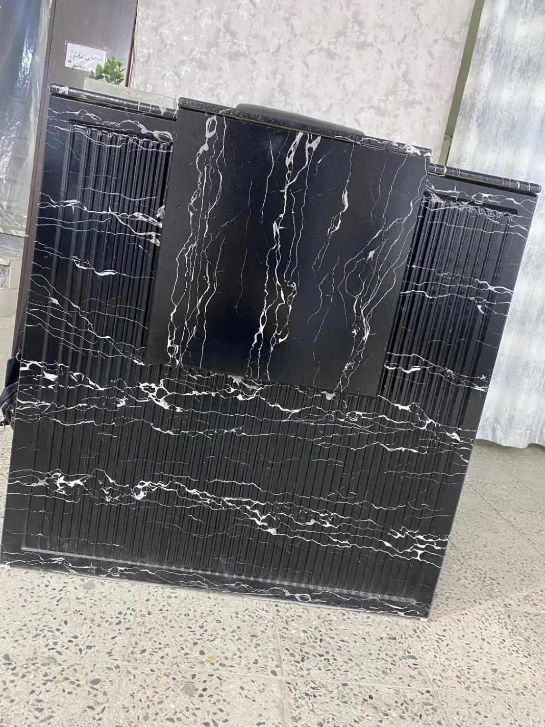 کانتر|میز تحریر و کامپیوتر|دورود, |دیوار