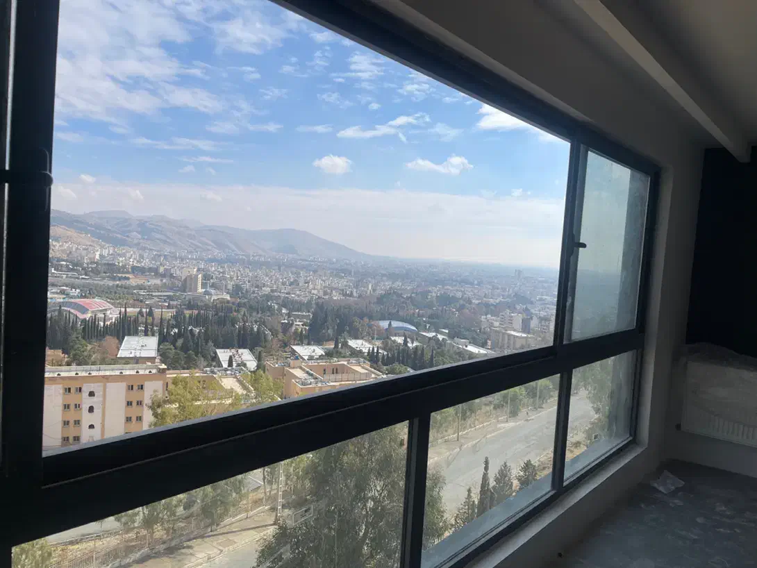 آپارتمان نوساز با ویو ابدی|اجارهٔ آپارتمان|شیراز, دانشگاه شیراز|دیوار