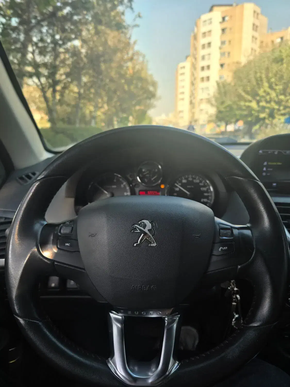 فرمون پژو ۲۰۰۸|قطعات یدکی و لوازم جانبی|تهران, نیروی هوایی (پیروزی)|دیوار