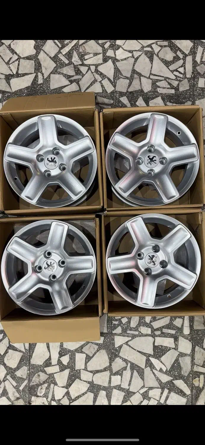 رینگ چلنجر نو|قطعات یدکی و لوازم جانبی|رشت, فرودگاه سردار جنگل رشت|دیوار