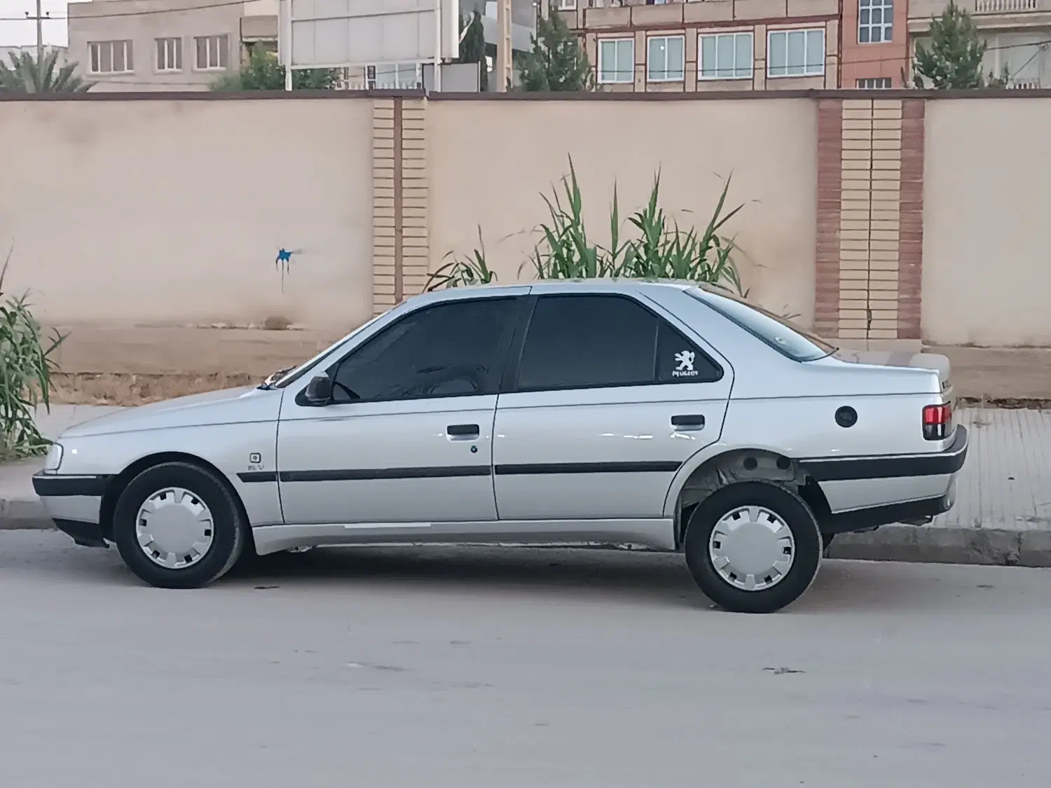 پژو 405|خودرو سواری و وانت|سرپل ذهاب, |دیوار