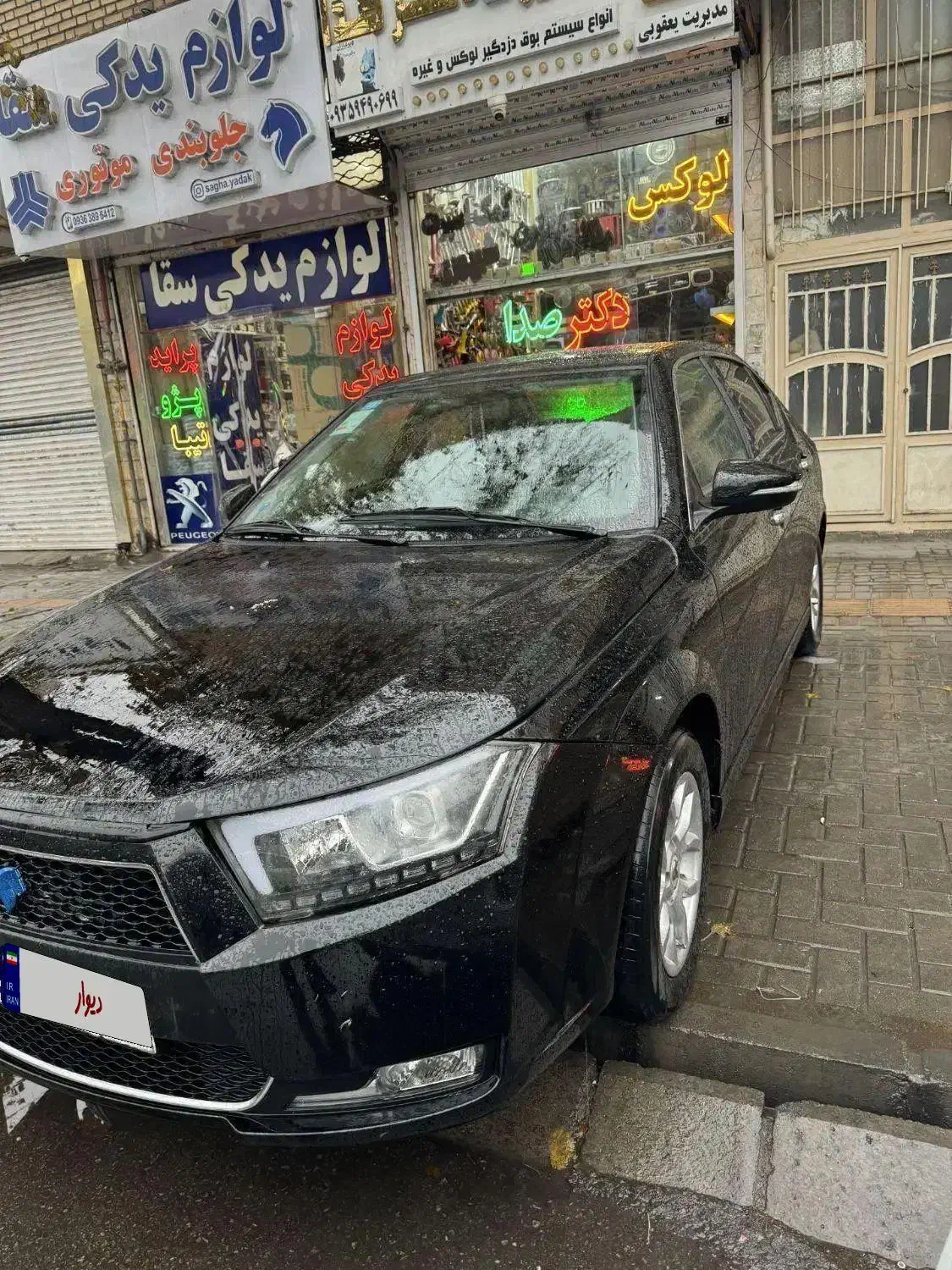 دنا پلاس 1402 کم کار 5 دنده|خودرو سواری و وانت|مشهد, رسالت|دیوار