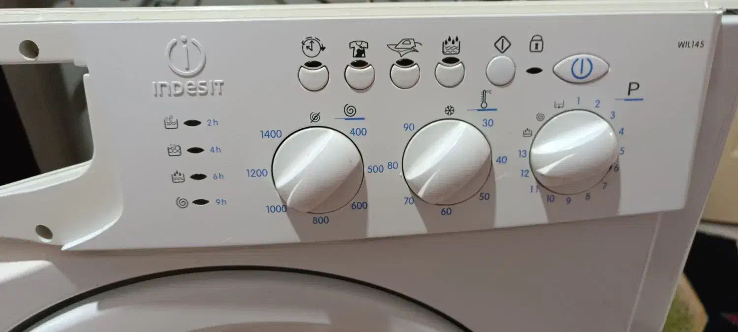 بردماشین لباسشویی ایندوزیت ودیگر لوازم کاملا سالم|ماشین لباسشویی و خشک‌کن لباس|اراک, |دیوار