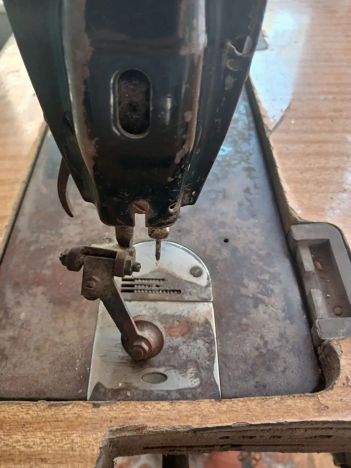 چرخ خیاطی قدیمی دکوری|چرخ خیاطی و ریسندگی|ماهدشت, |دیوار