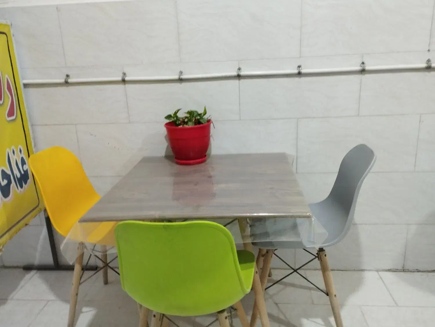 میز و صندلی غذاخوری|میز و صندلی غذاخوری|زابل, |دیوار