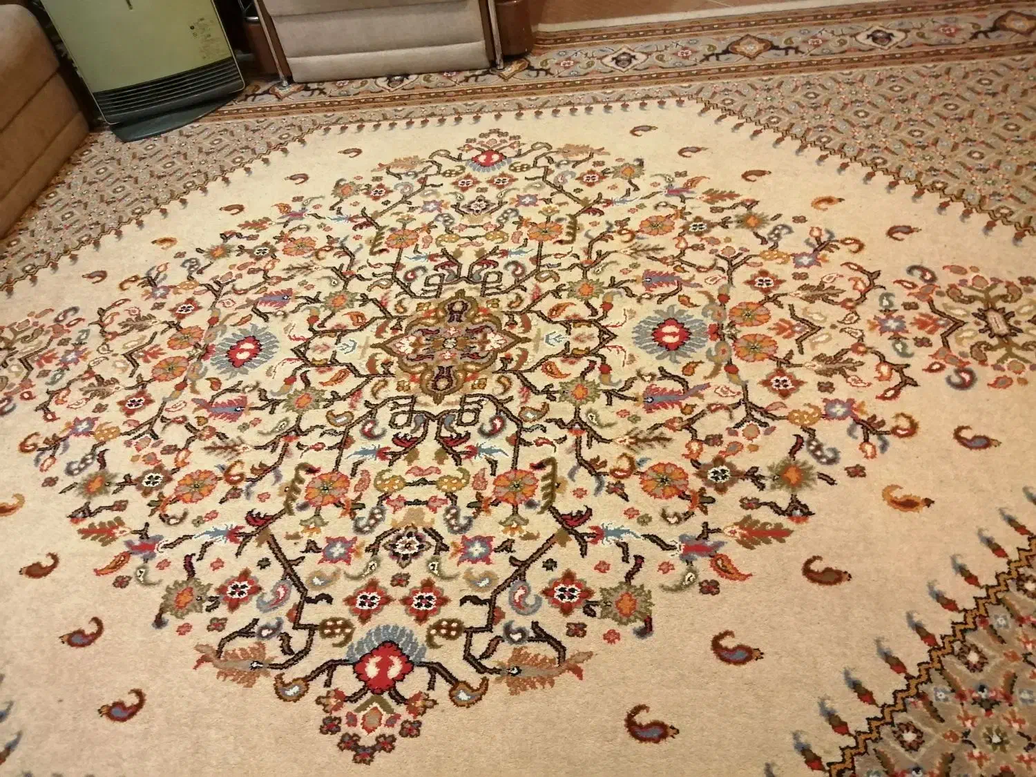 فرش ۳در۴|فرش|نیشابور, گمنام غربی|دیوار