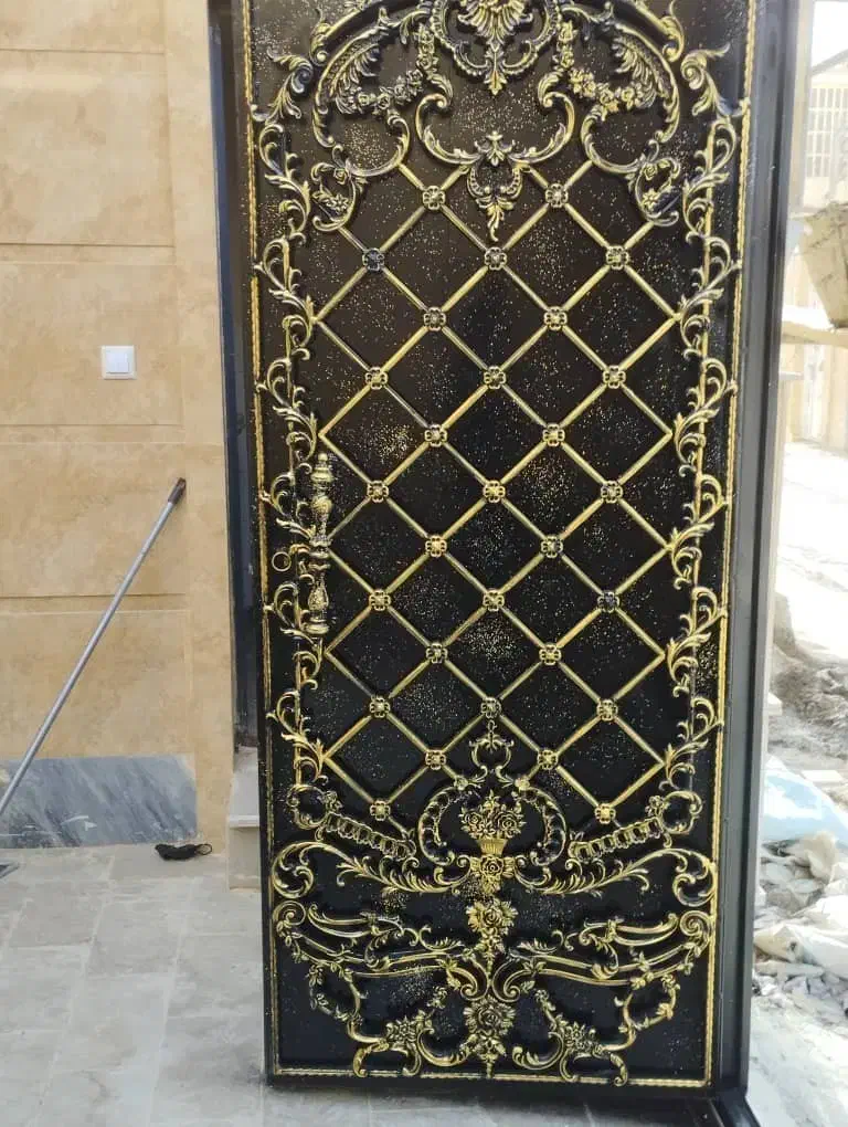 خدمات رنگ آمیزی درب حیاط و ساختمان|خدمات پیشه و مهارت|زاهدان, |دیوار