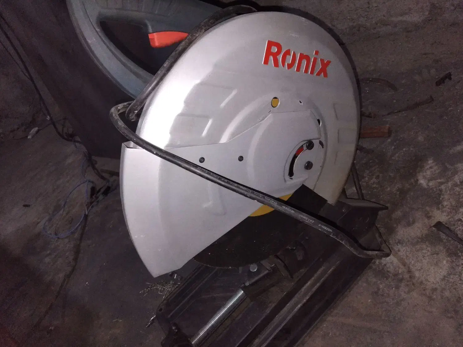 پروفیل بر رونیکس|ابزارآلات|میناب, |دیوار