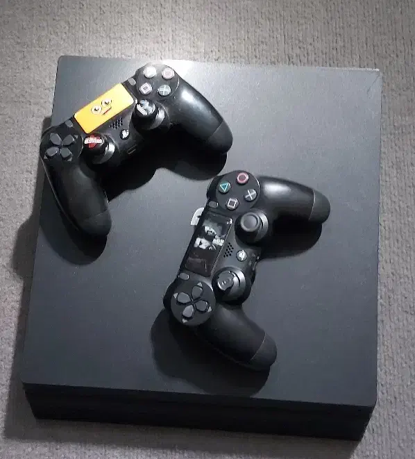 فروش PS4 Pro اسلیم|کنسول، بازی ویدئویی و آنلاین|بندرعباس, |دیوار