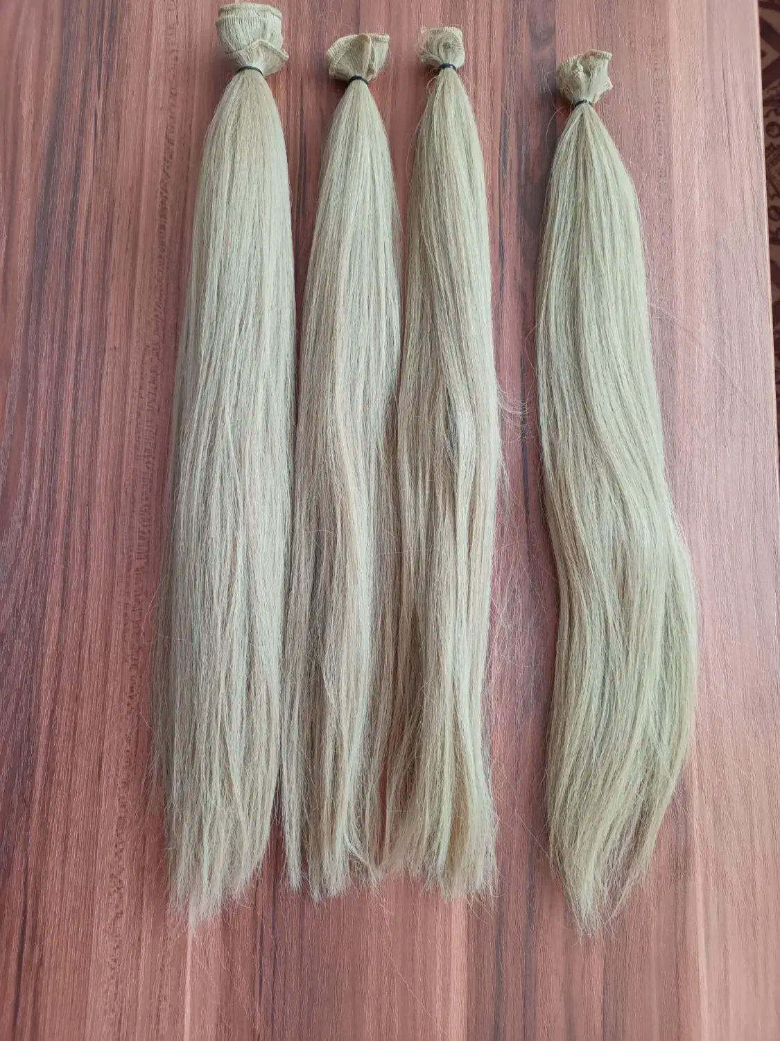 کله مانکن وکیف لوازم شنیون|آرایشگاه و سالن‌های زیبایی|مرند, |دیوار