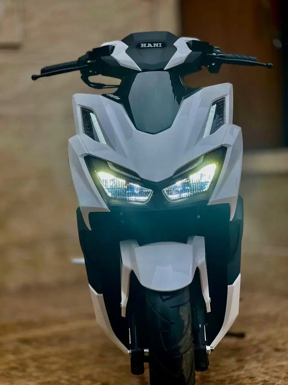 کلیک واریو ۱۶۰ آب خنک|موتورسیکلت|آستانه اشرفیه, |دیوار