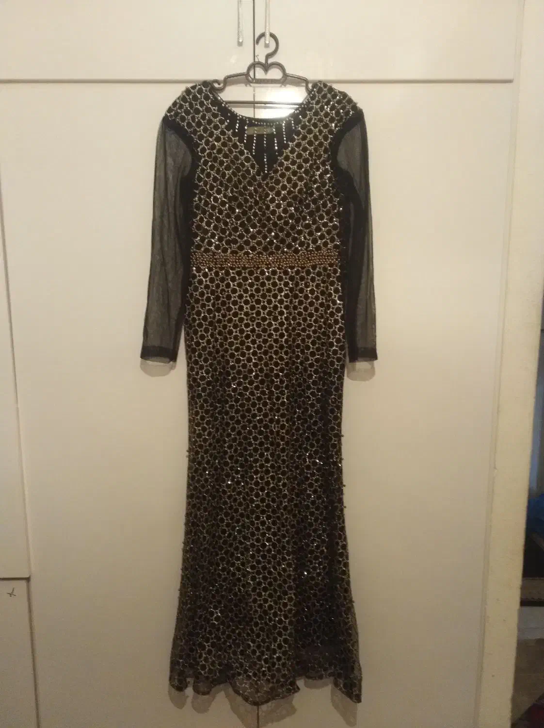 لباس مجلسی|لباس|شیراز, گویم|دیوار