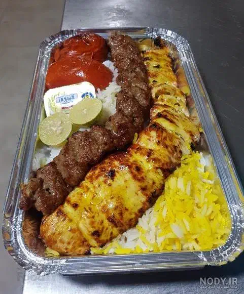 کارگر ساده تهیه غذا|استخدام خدمات فروشگاه و رستوران|تهران, سعادت‌آباد|دیوار