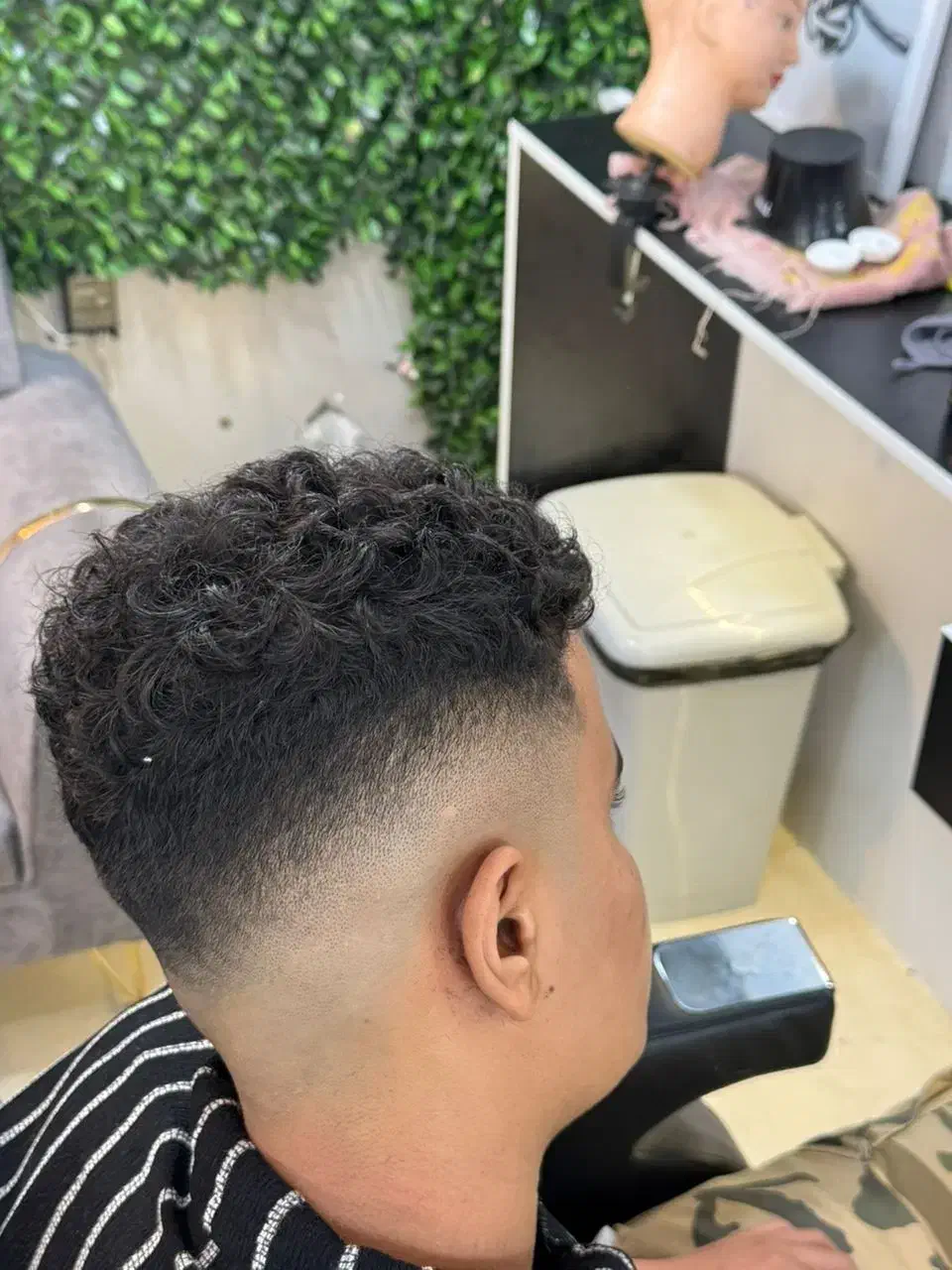 کوتاهی مو مردانه|خدمات آرایشگری و زیبایی|کرمانشاه, |دیوار