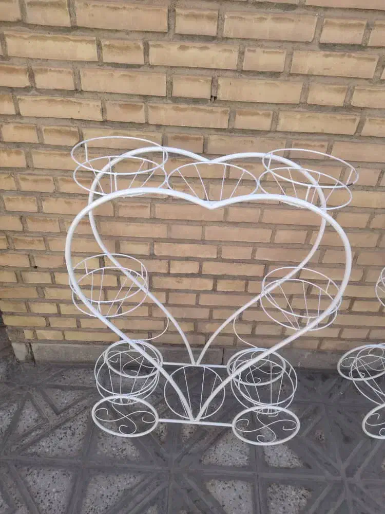 استند گل فلزی|گل و گیاه طبیعی|بروجن, |دیوار