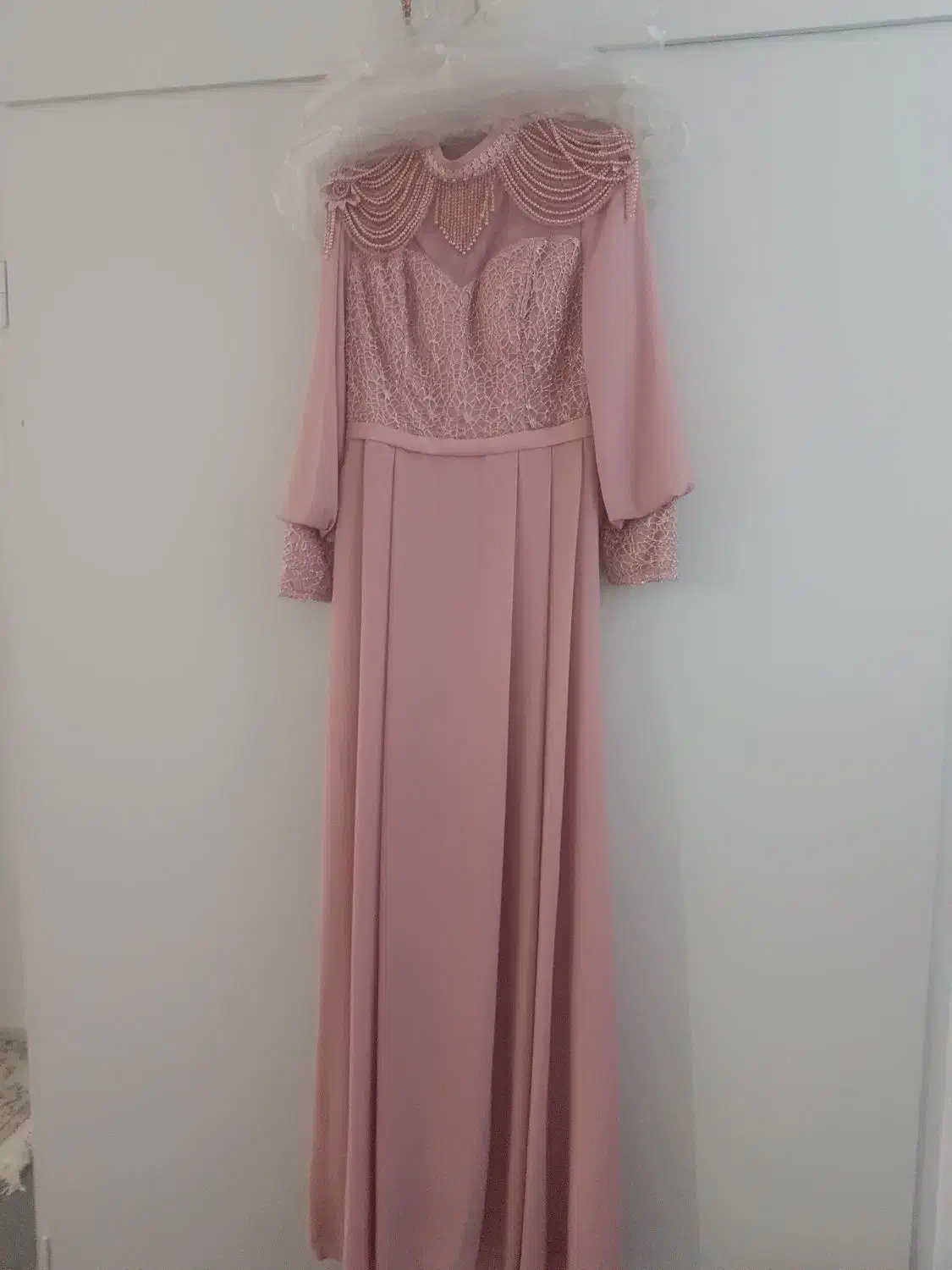 لباس مجلسی|لباس|ساوه, |دیوار