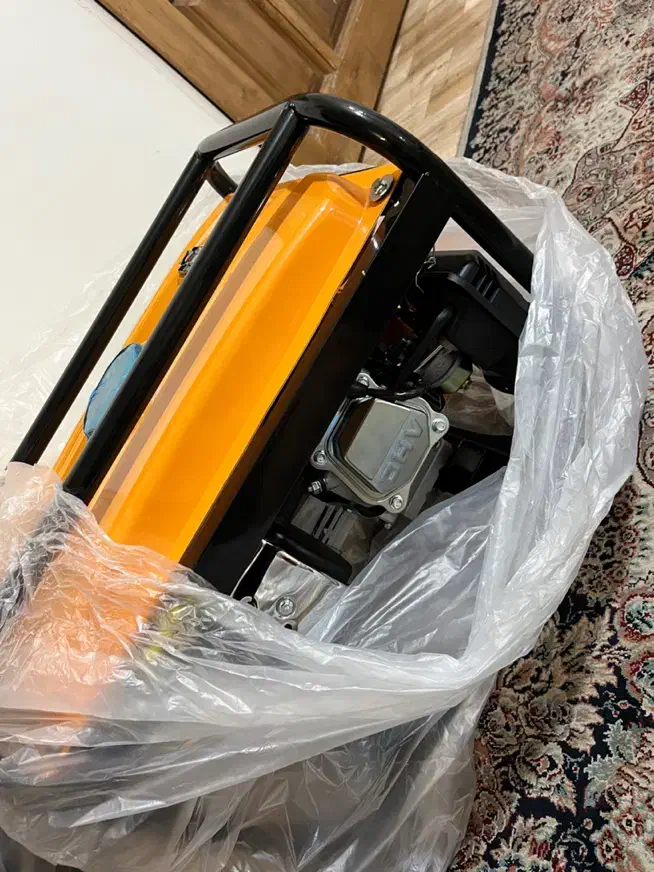 موتور برق هندا هوندا ۴کیلووات آکبند فقط امشب|ماشین‌آلات صنعتی|تهران, مسعودیه|دیوار