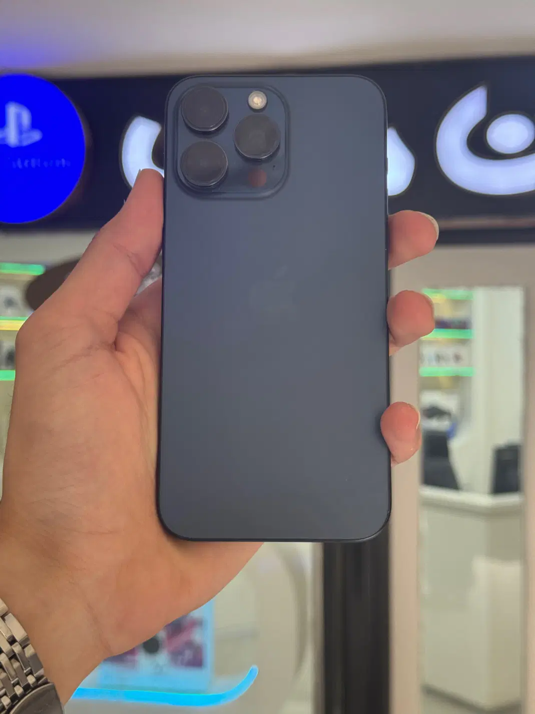 iPhone 15 Promax|موبایل|اصفهان, درب کوشک|دیوار