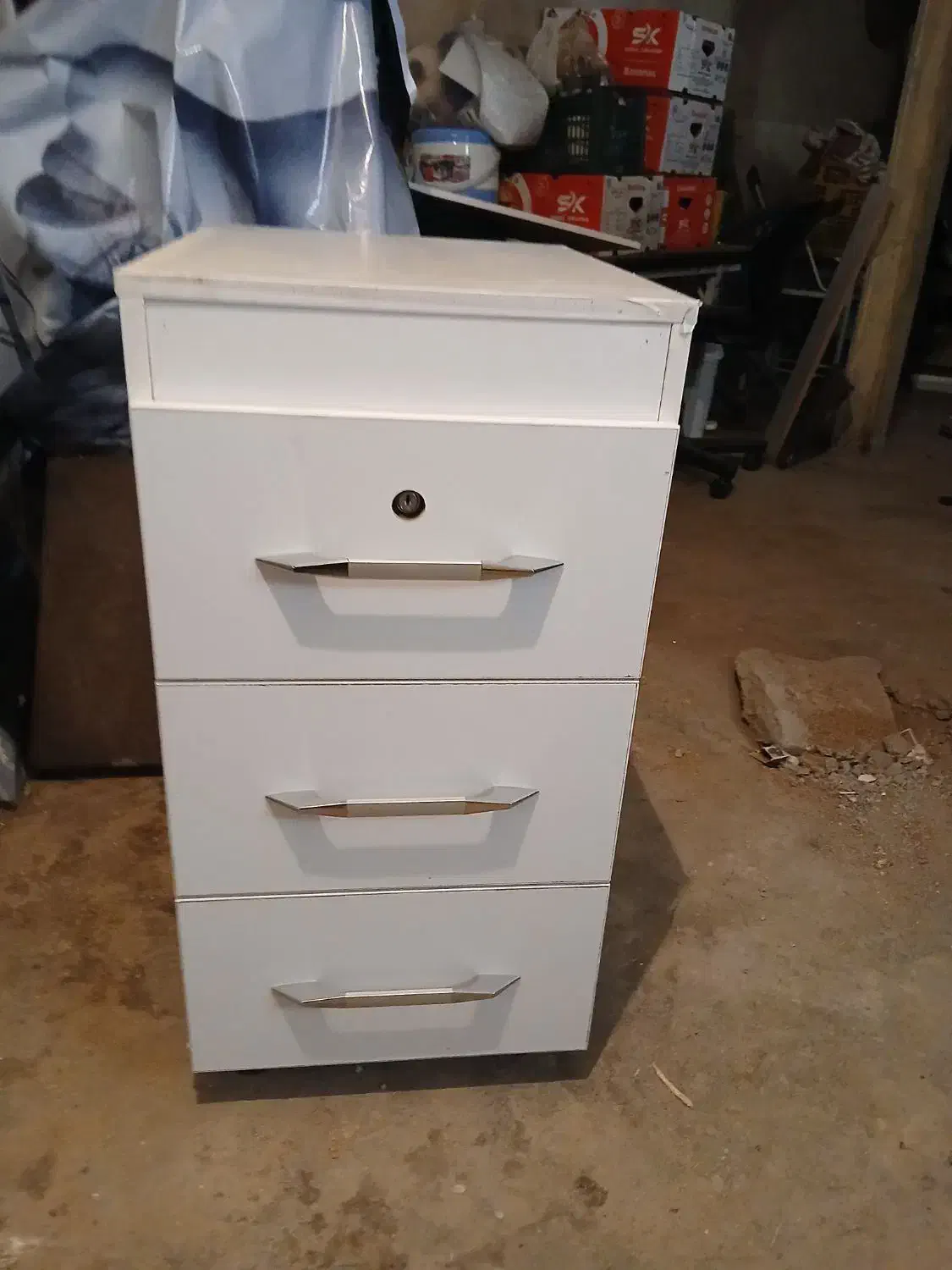 وسایل آرایشگاه کاملا در حد نو|آرایشگاه و سالنهای زیبایی|اسدآباد, |دیوار