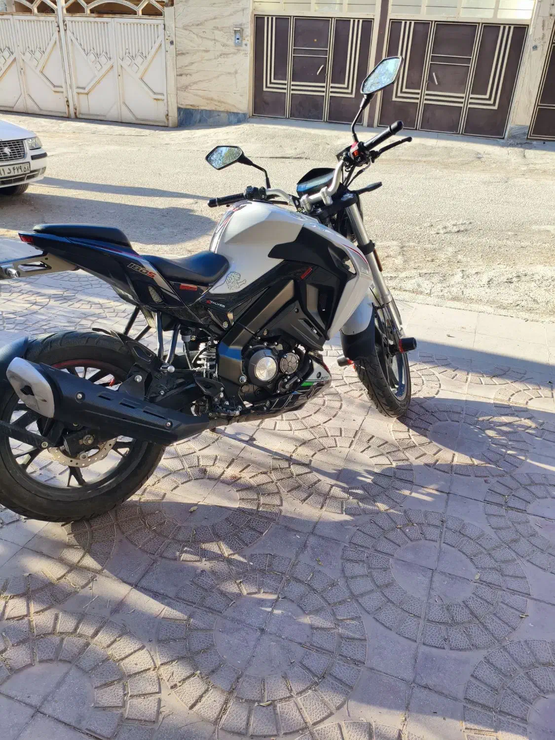 بنلی 180|موتورسیکلت|خرم‌آباد, |دیوار