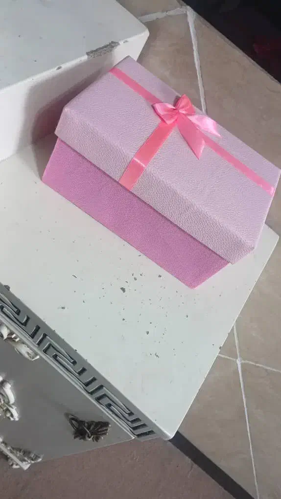 باکس صورتی|صنایع دستی و سایر لوازم تزئینی|کارون, |دیوار