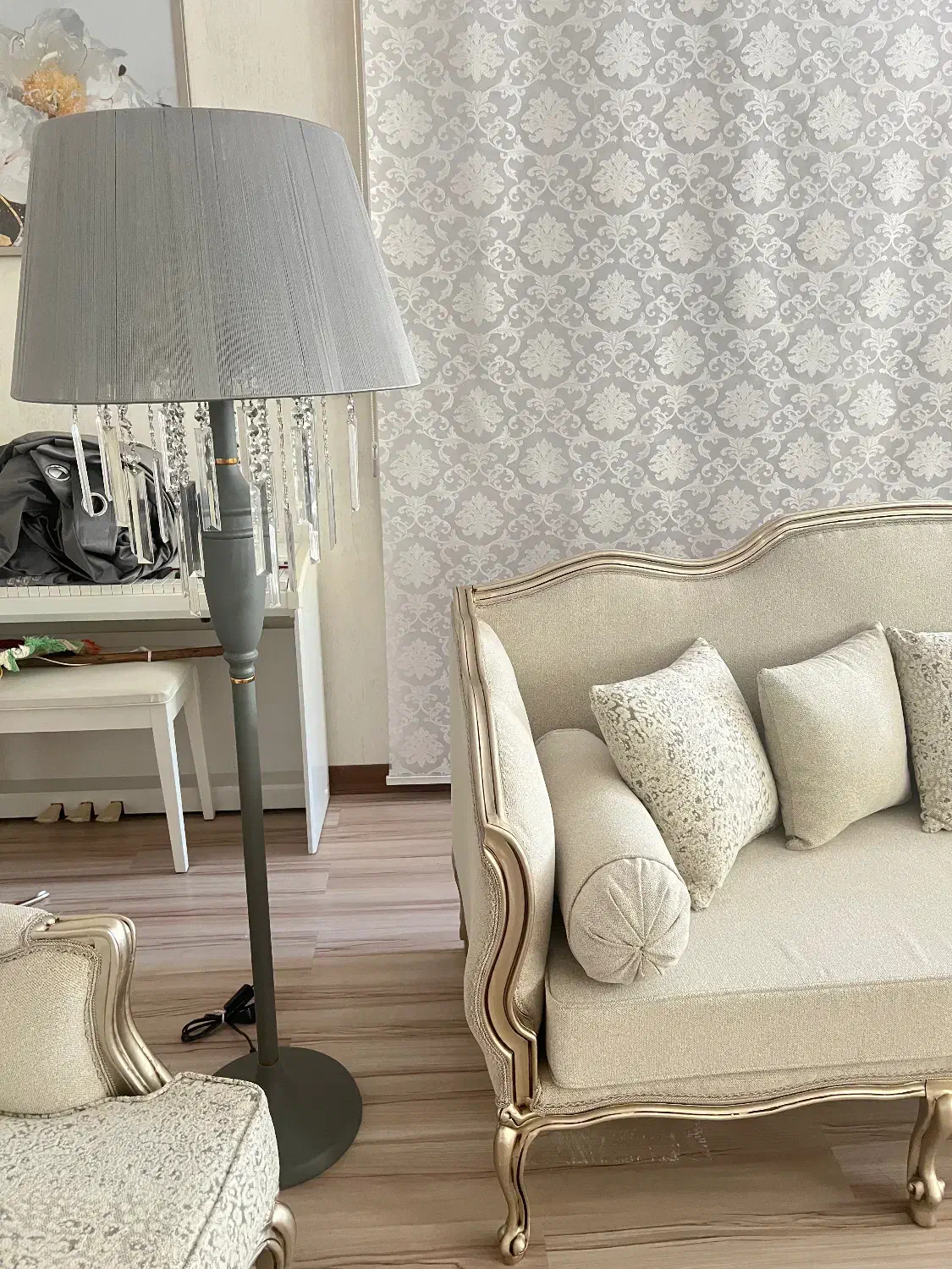 آباژور کنار سالن|چراغ خواب و آباژور|ملایر, |دیوار