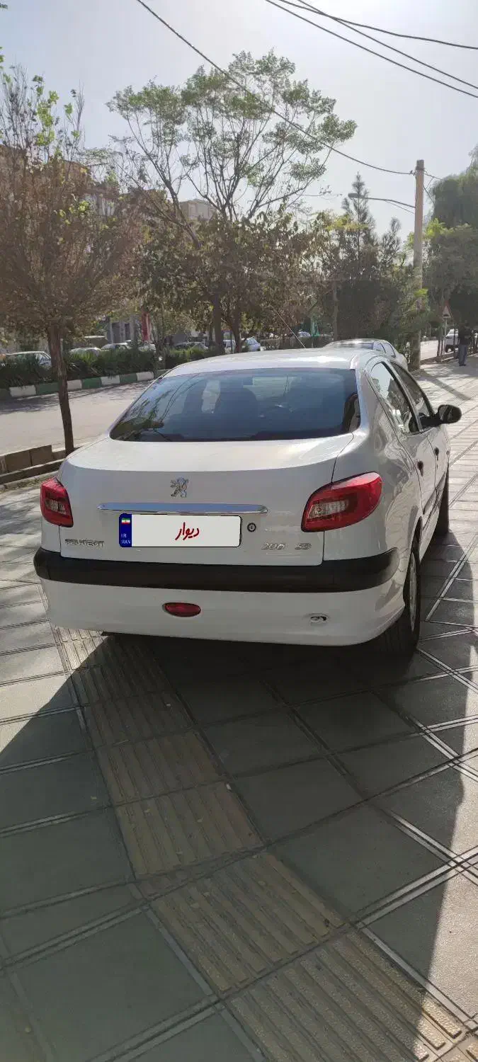 ۲۰۶ v8 مدل ۹۹|خودرو سواری و وانت|قم, باغ شریفی|دیوار