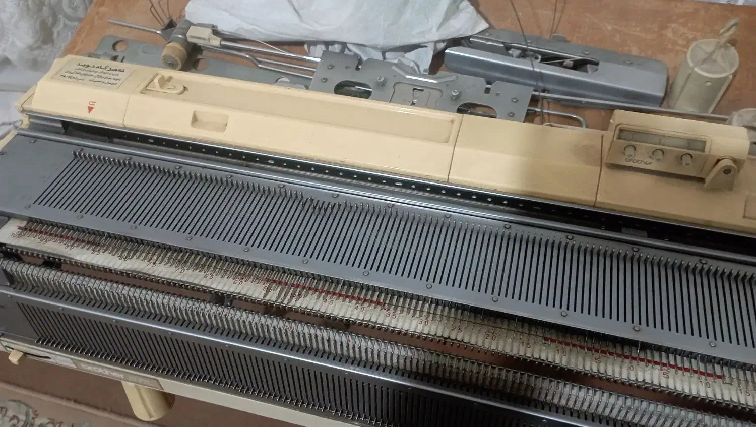 ماشین بافتنی سالم و کامل|لوازم خیاطی و بافتنی|تهران, مشیریه|دیوار