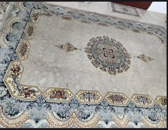 فر‌ش|فرش|مشهد, کارگران|دیوار