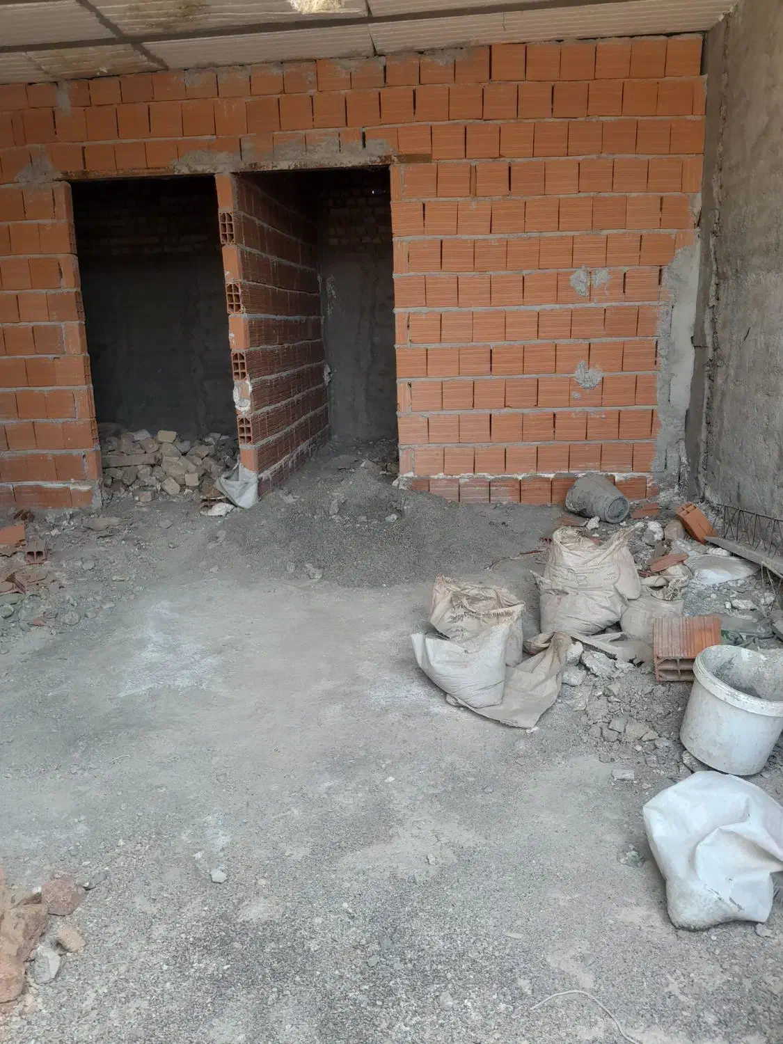 فروش خانه نیم ساخته|فروش خانه و ویلا|بهارستان, |دیوار