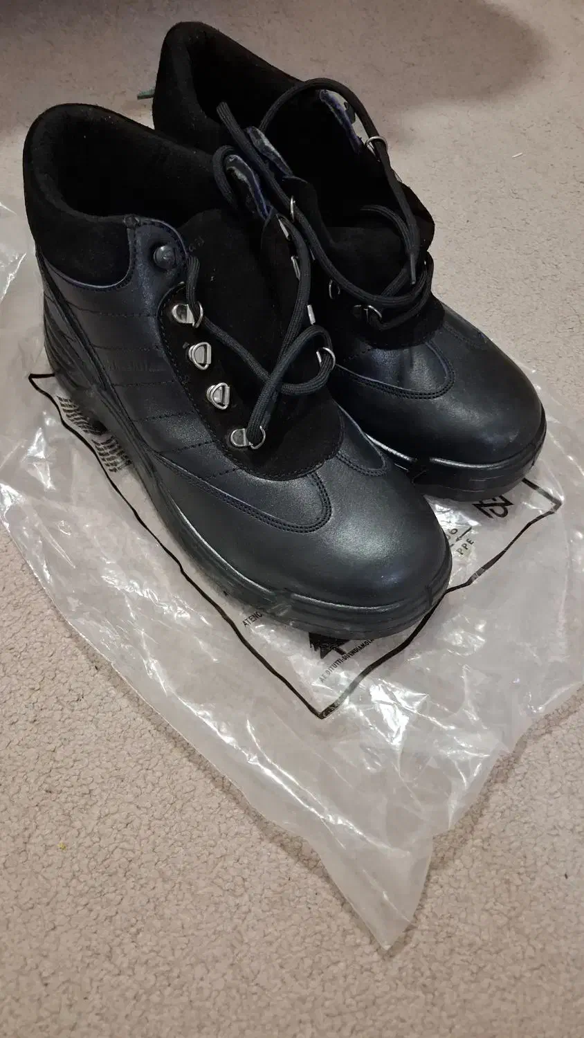 کفش ایمنی برند بهشتیان|کیف، کفش، کمربند|بندر کنگان, |دیوار