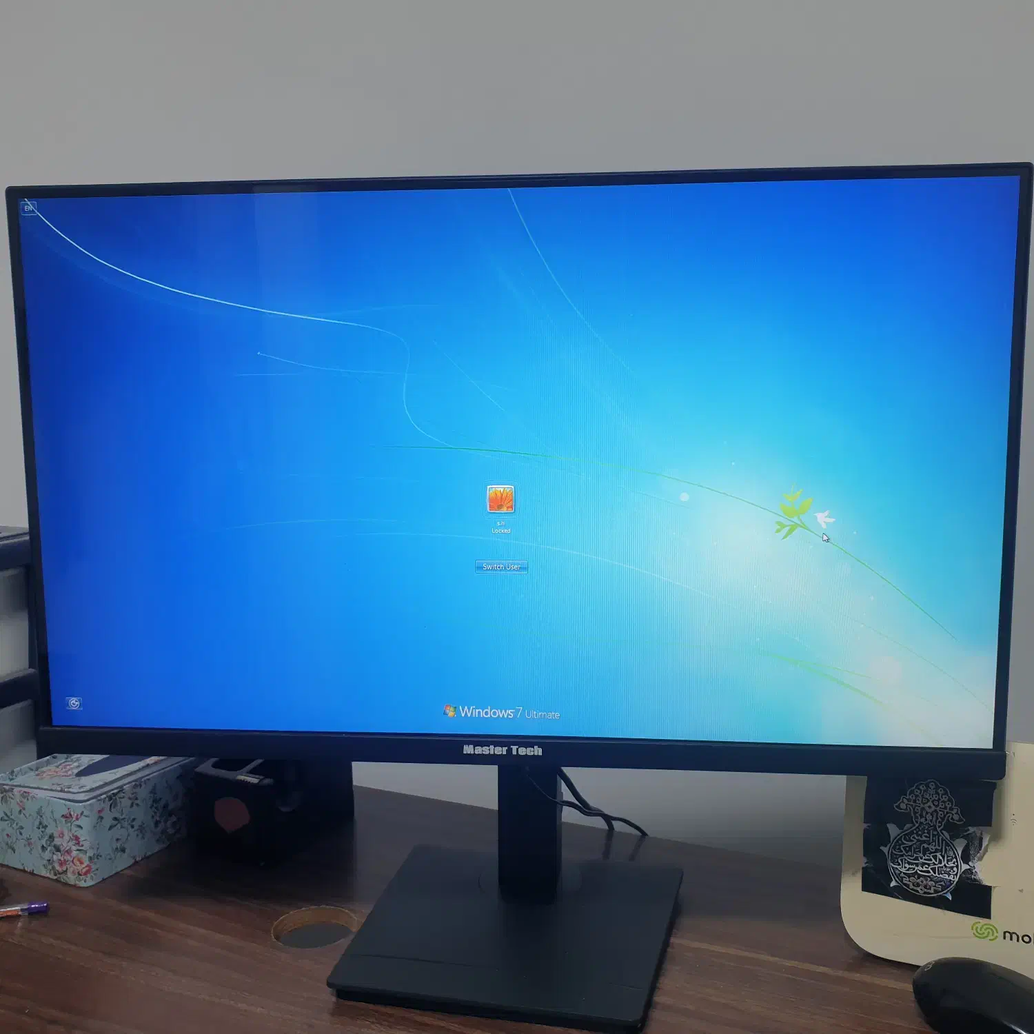 مامیتور ۲۷ اینچ مستر تک|قطعات و لوازم جانبی رایانه|مشهد, کوثر|دیوار