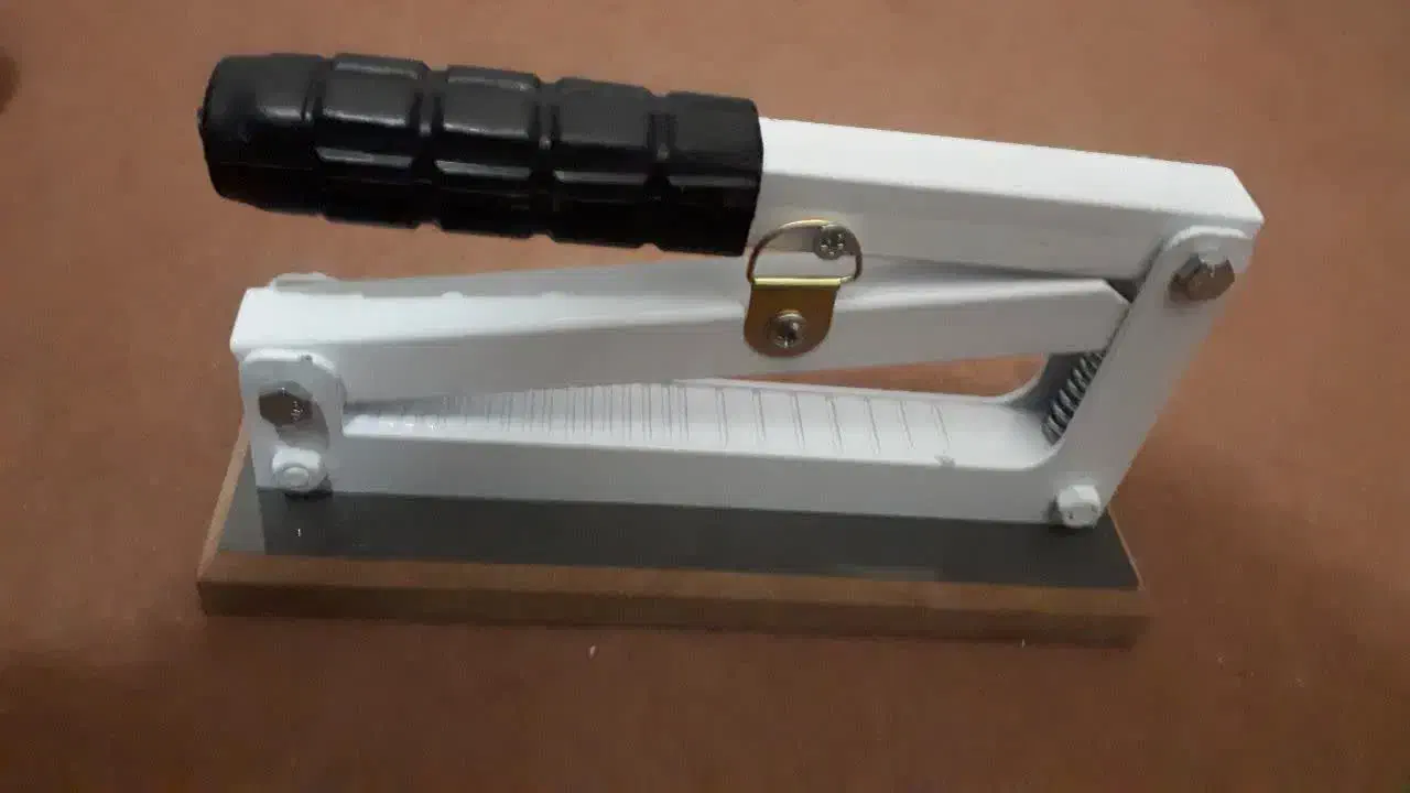 راحت شکن گردو پسته بادام فندق هسته تخمه نبات|ظروف پخت‌وپز|اصفهان, دانشگاه اصفهان|دیوار