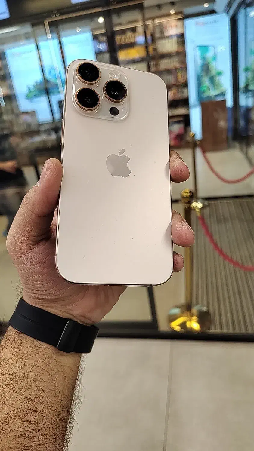 iphone 16pro 256 ZAA 2ماه انتن بدون ریجستر|موبایل|مشهد, بهشت|دیوار