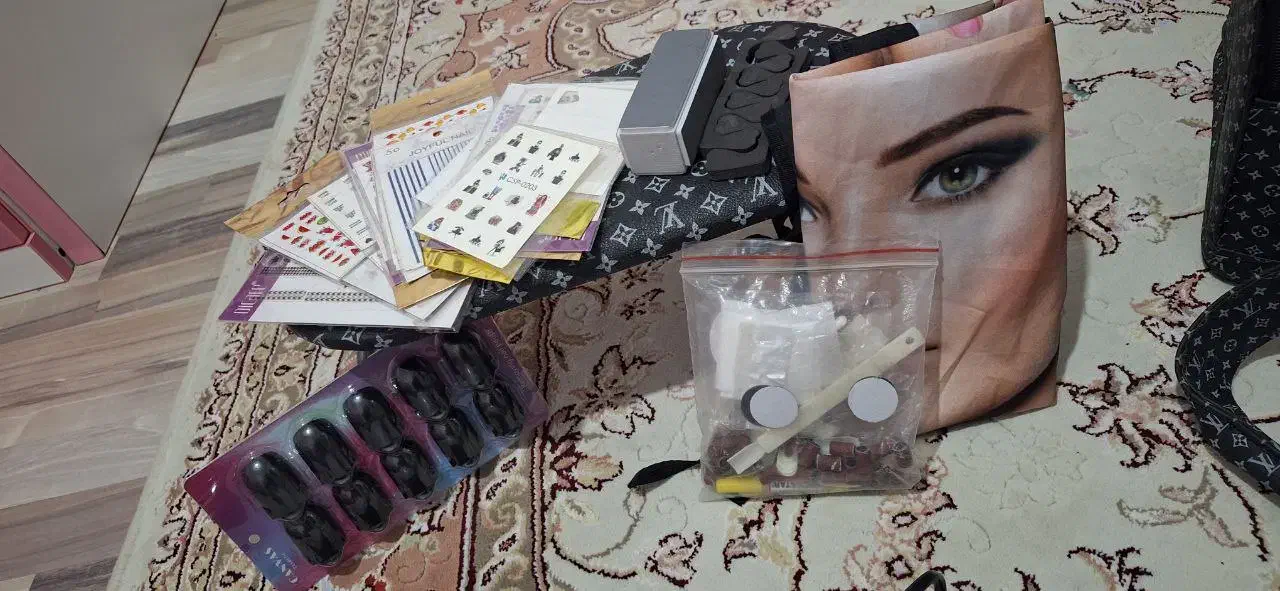 لوازم ناخن تکمیل|آرایشگاه و سالنهای زیبایی|اردبیل, |دیوار