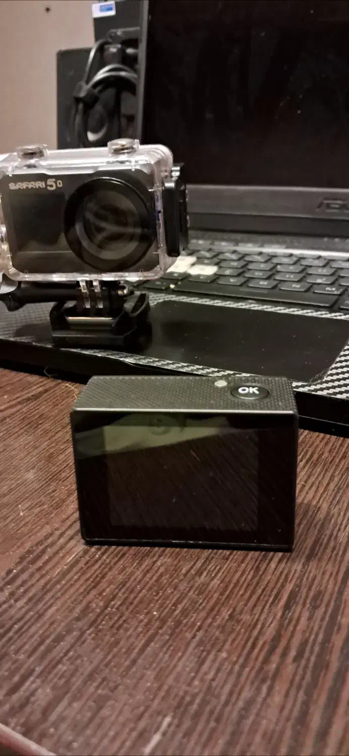 اکشن کمرا|دوربین عکاسی و فیلم‌برداری|صدرا-فارس, فاز ۱|دیوار