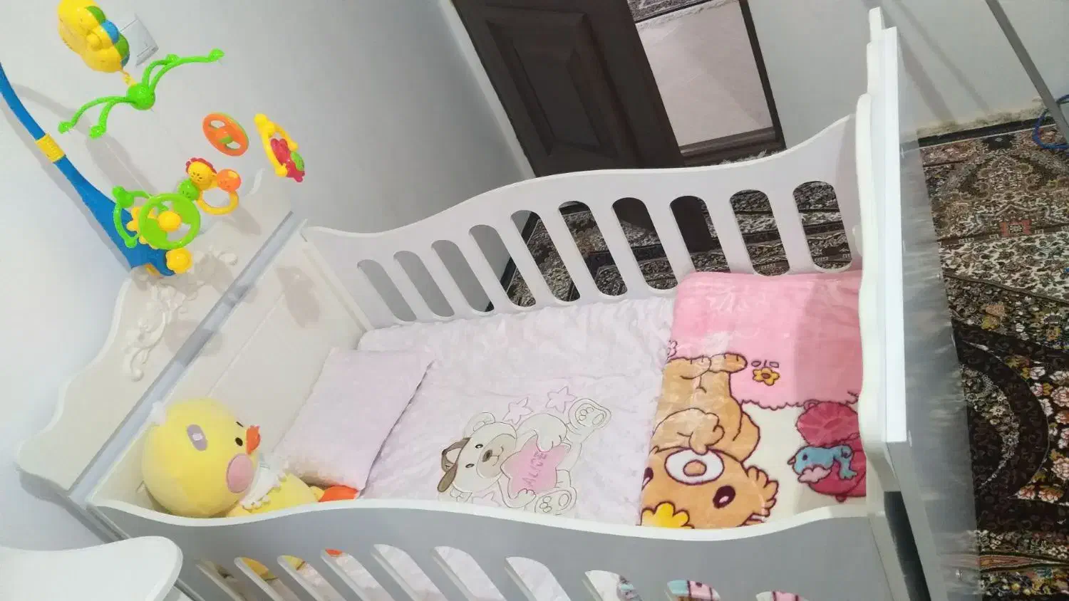 تخت نوزاد|تشک تختخواب|تربت‌حیدریه, کلاته توکلی|دیوار