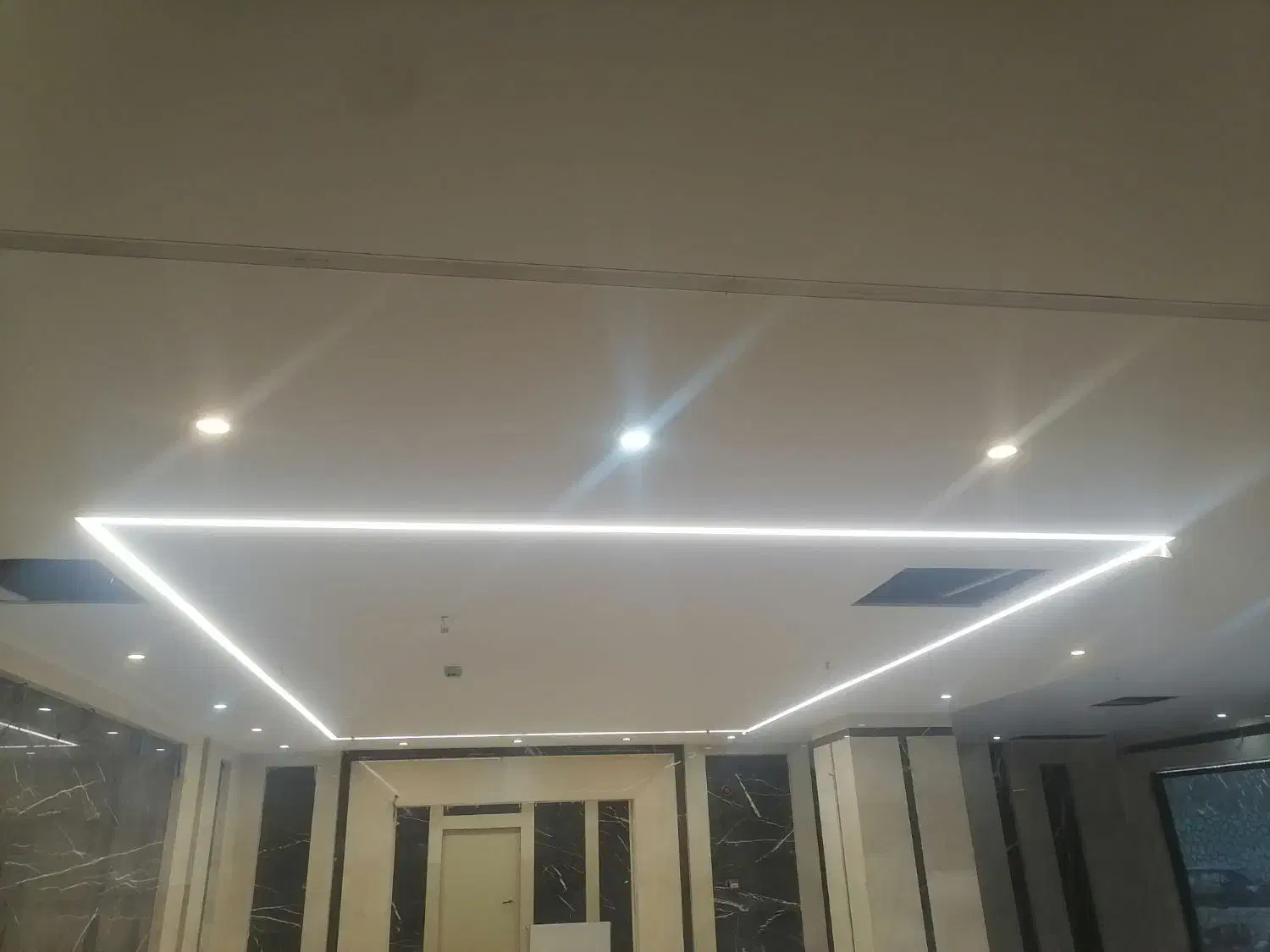 نقاش، نقاشی ساختمان|خدمات پیشه و مهارت|بومهن, |دیوار