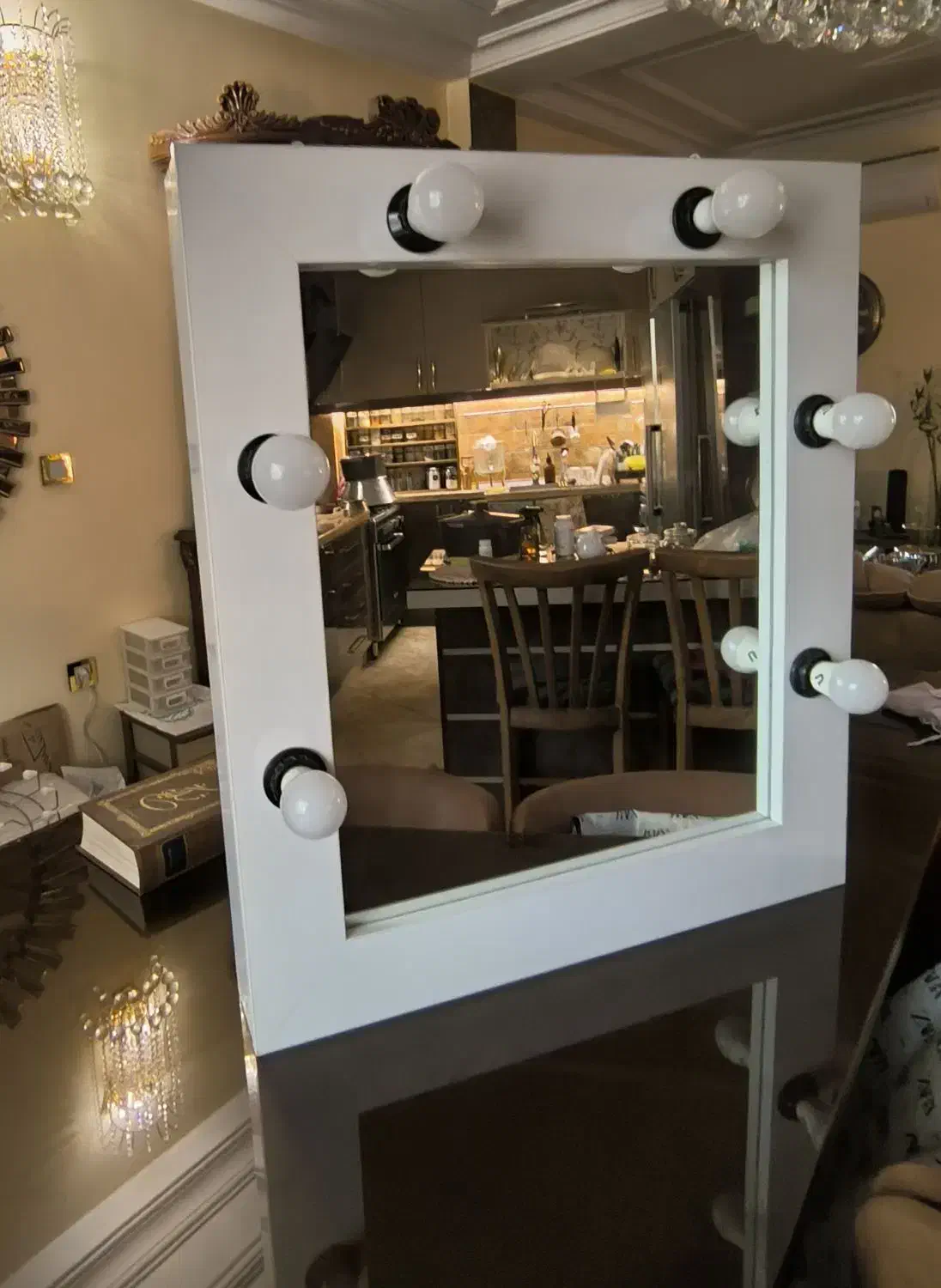 اینه گریم|آرایشگاه و سالن‌های زیبایی|رشت, آزادگان|دیوار