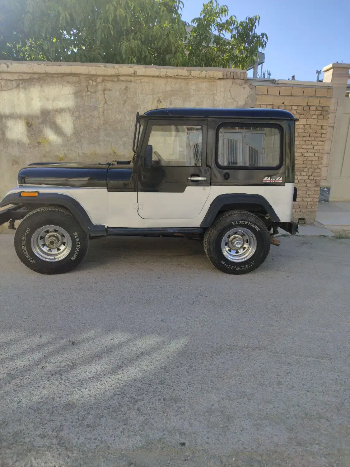 فروش جیپ|خودرو کلاسیک|لاران, |دیوار