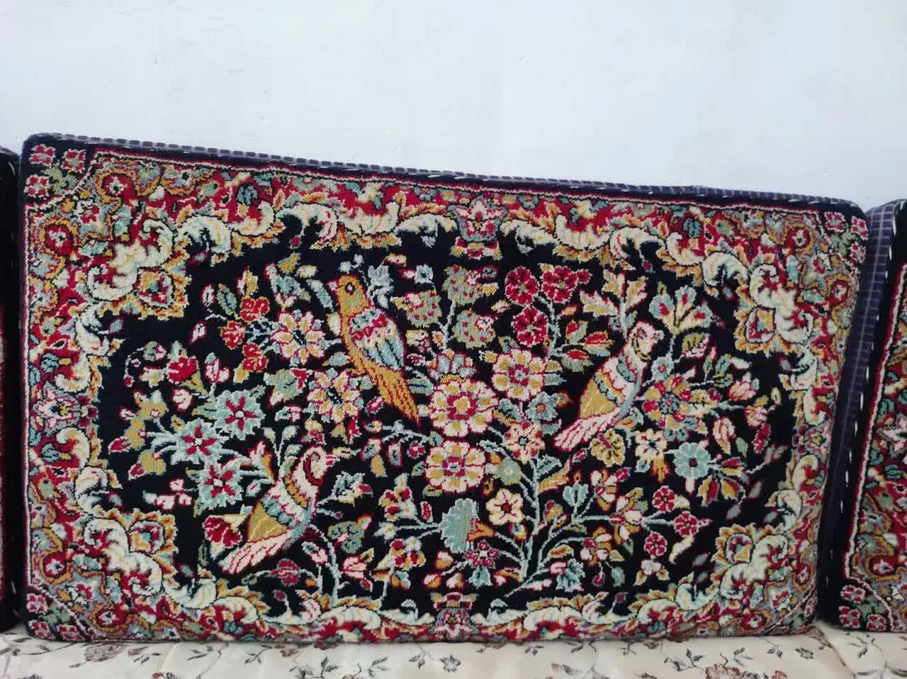 پشتی قالی|پشتی|زرند, |دیوار