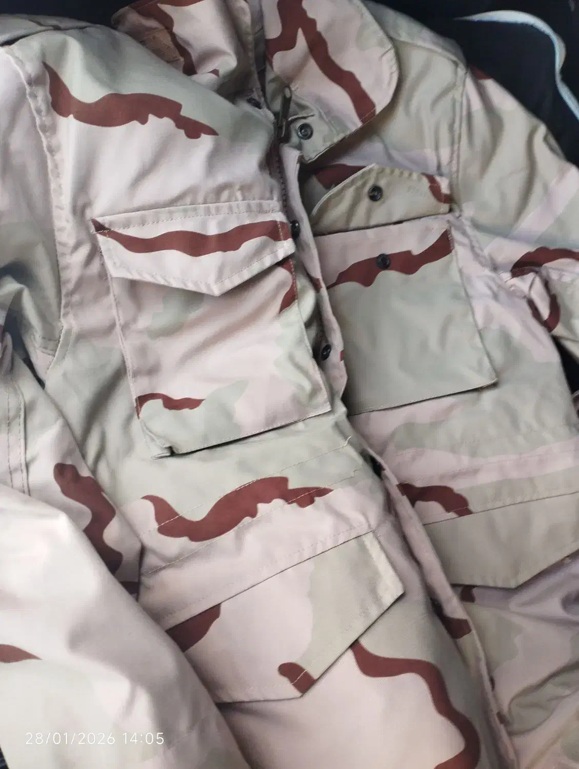 لباس نظامی|لباس|کرمانشاه, |دیوار