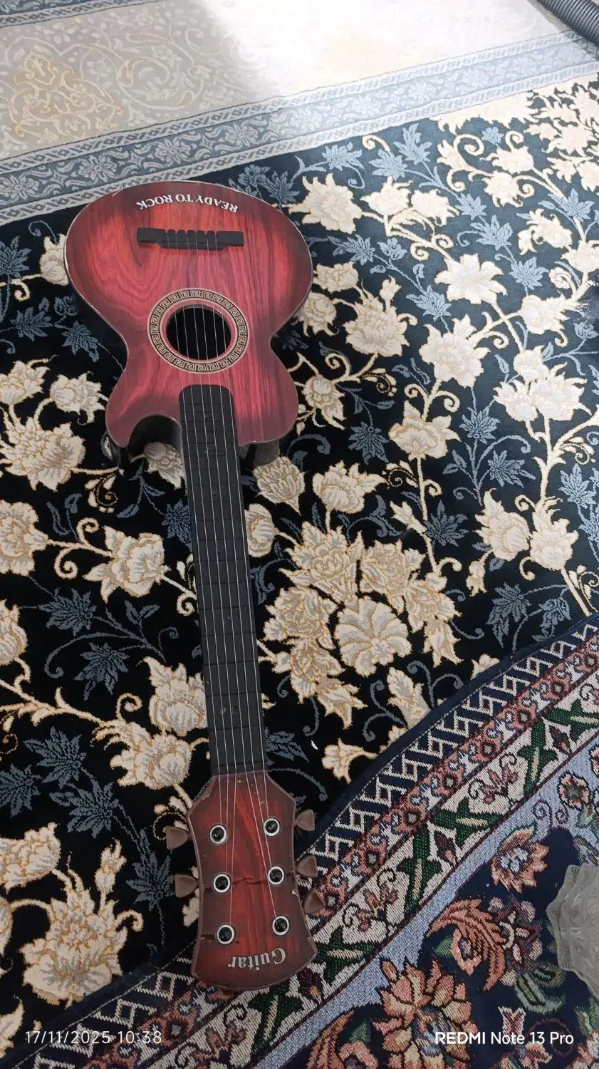 گیتار مخصوص نو جوان و جوان|گیتار، بیس، امپلیفایر|گرمسار, |دیوار