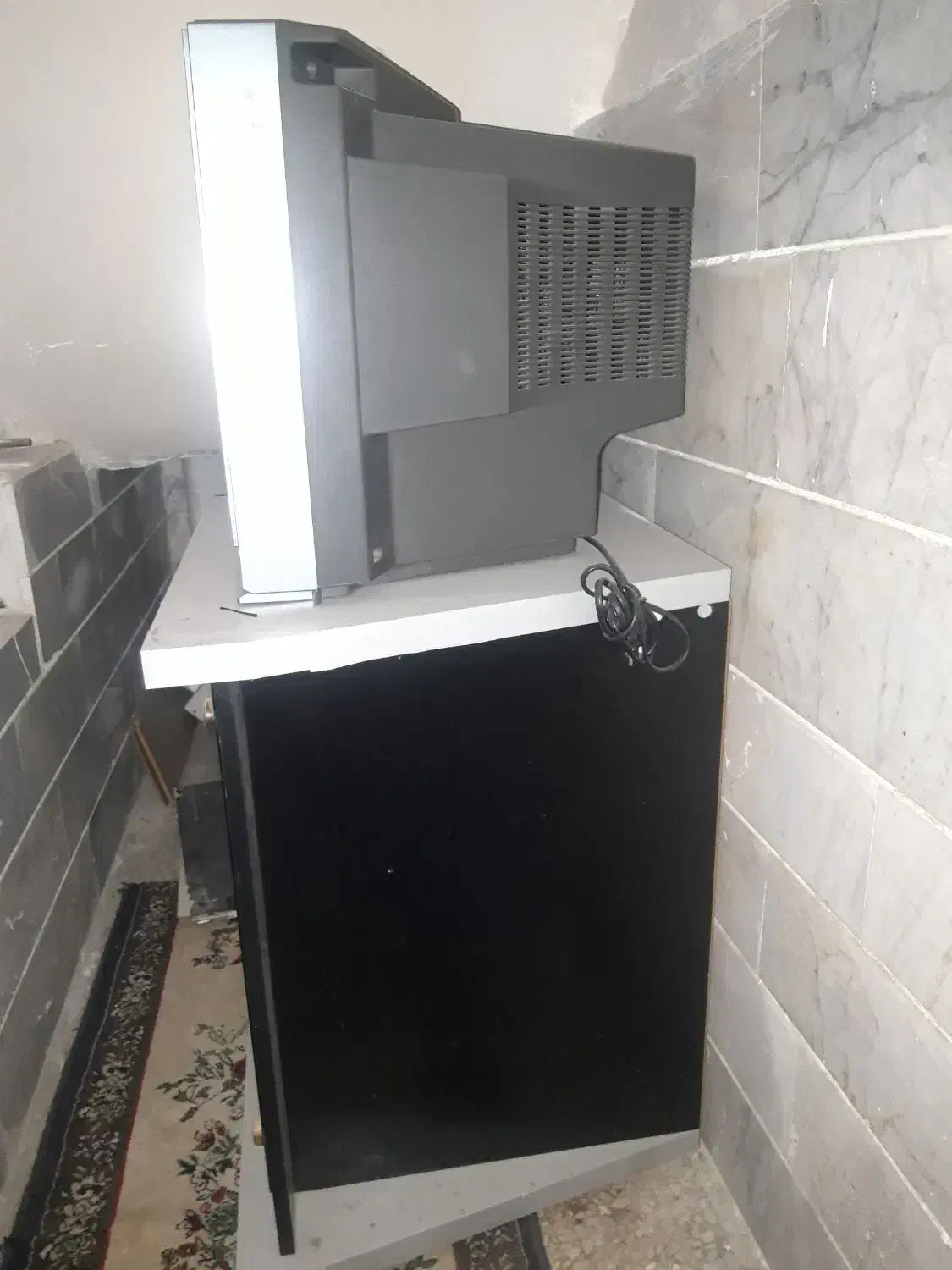 تلویزیون و میز تلویزیون|تلویزیون و پروژکتور|خوی, |دیوار